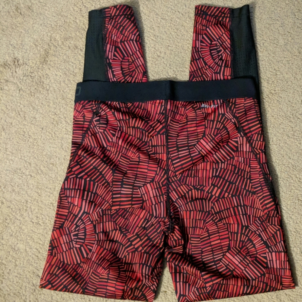 Nike Dri-Fit Pro workout tights women's size Lg.